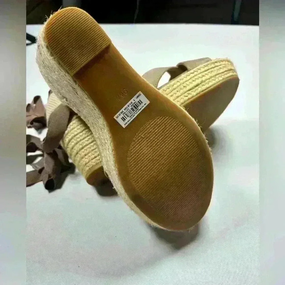 Torrid Ankle Wrap Platform Wedge Espadrilles Size 9WW New - Picture 6 of 11